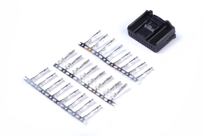 HALTECH Plug and Pins Only - 24 Pin Tyco - HT-030007
