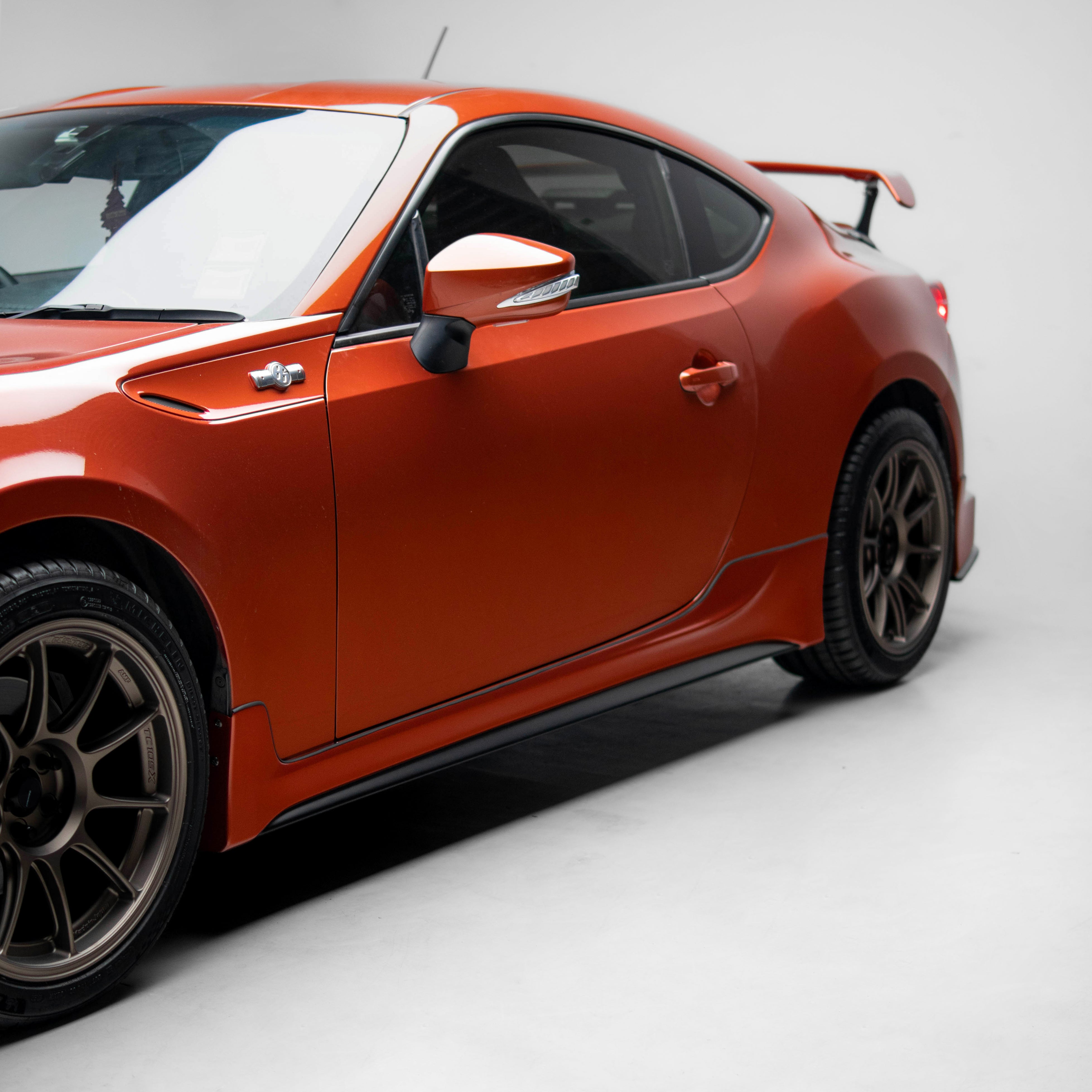 TRD V1 / Aero Nur Style Side Skirt for 12-21 Toyota 86 (ZN6)/Subaru BRZ (ZC6)