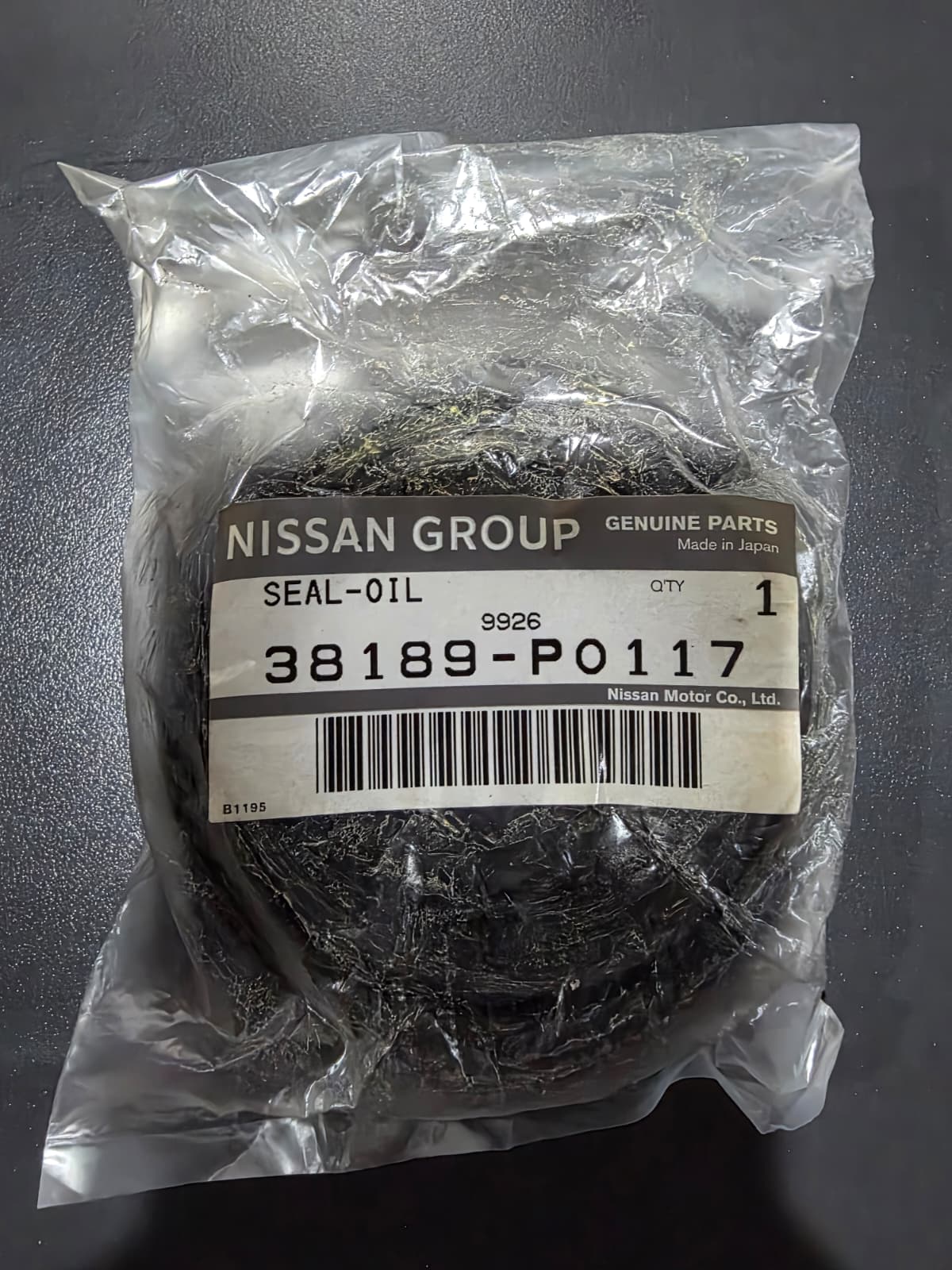 Nissan Genuine OIL DRIVE PINION SEAL 38189-P0117