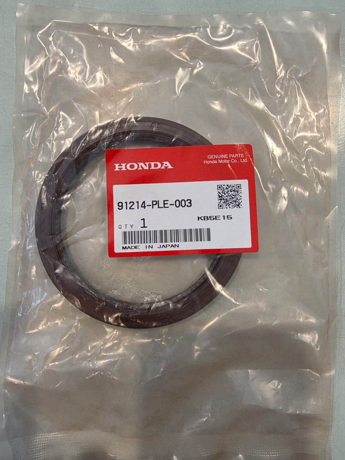 HONDA Genuine OEM D/B SERIES REAR MAIN SEALL - EF8 EF9 EG6 EK4 EK9 DC2 DA6 DB7 DB8 CIVIC TYPE R