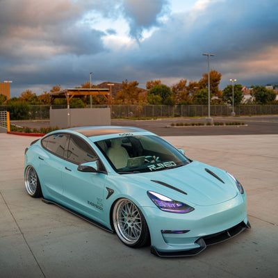 Tesla Model 3 Carbon Fiber Side Skirts V2 2019-2023