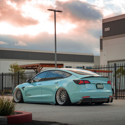 Tesla Model 3 Carbon Fiber Spoiler V2 2019+