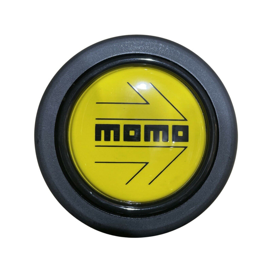 MOMO Black Arrow Over Yellow Round Lip Horn Button