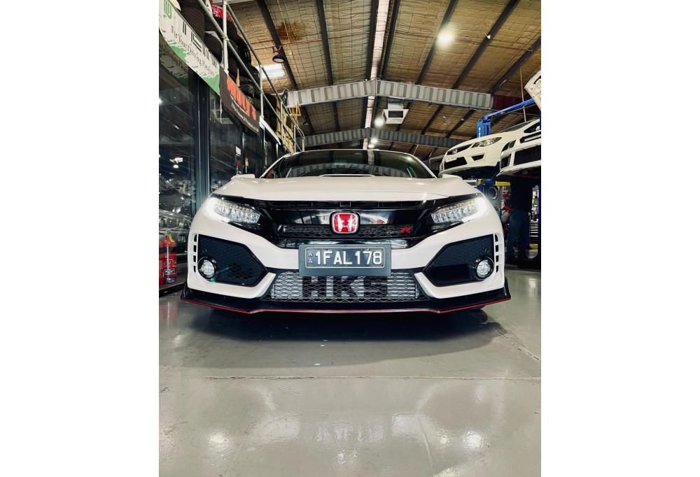 Honda Civic Type R FK8 Performance with HKS Intercooler!